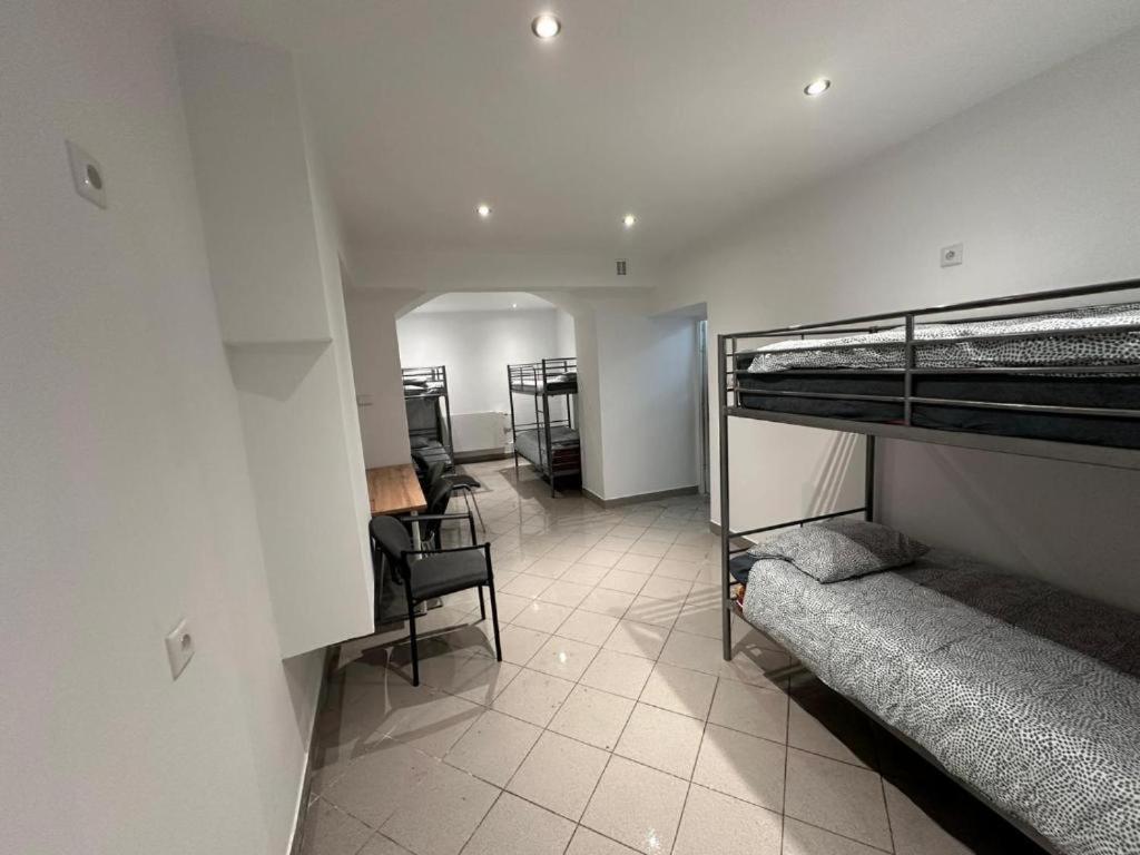Golebia Hostel Познань Екстер'єр фото