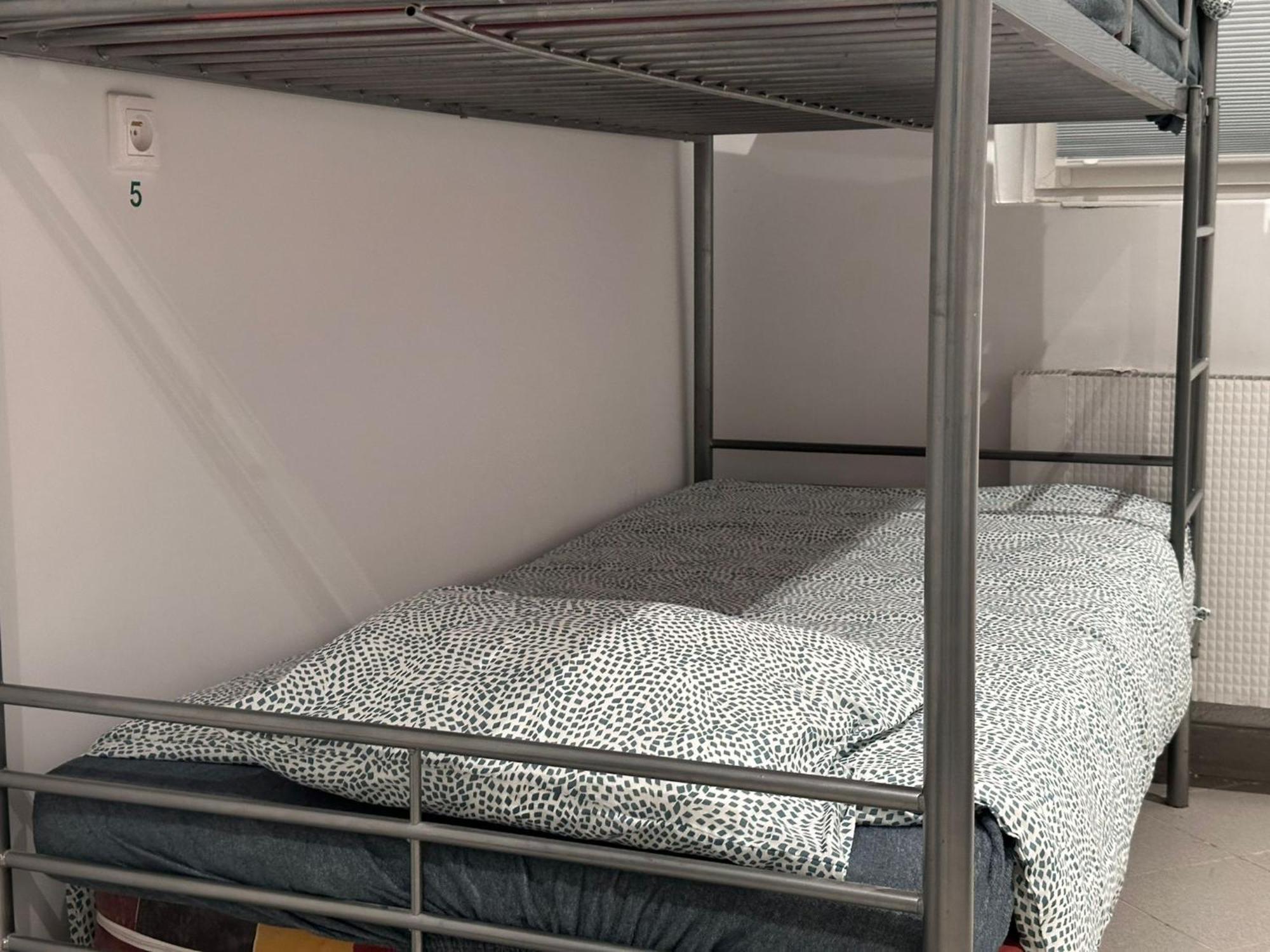 Golebia Hostel Познань Екстер'єр фото